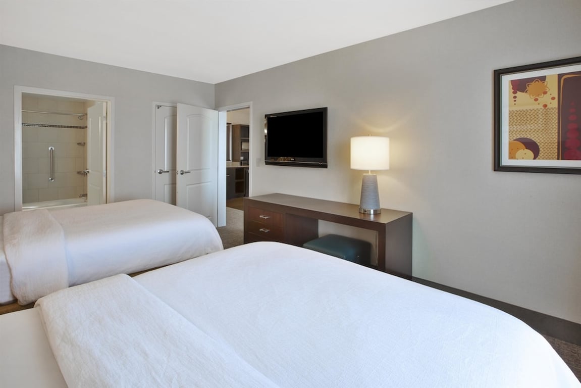 2 Room Suite - 2 Queen Beds9 options