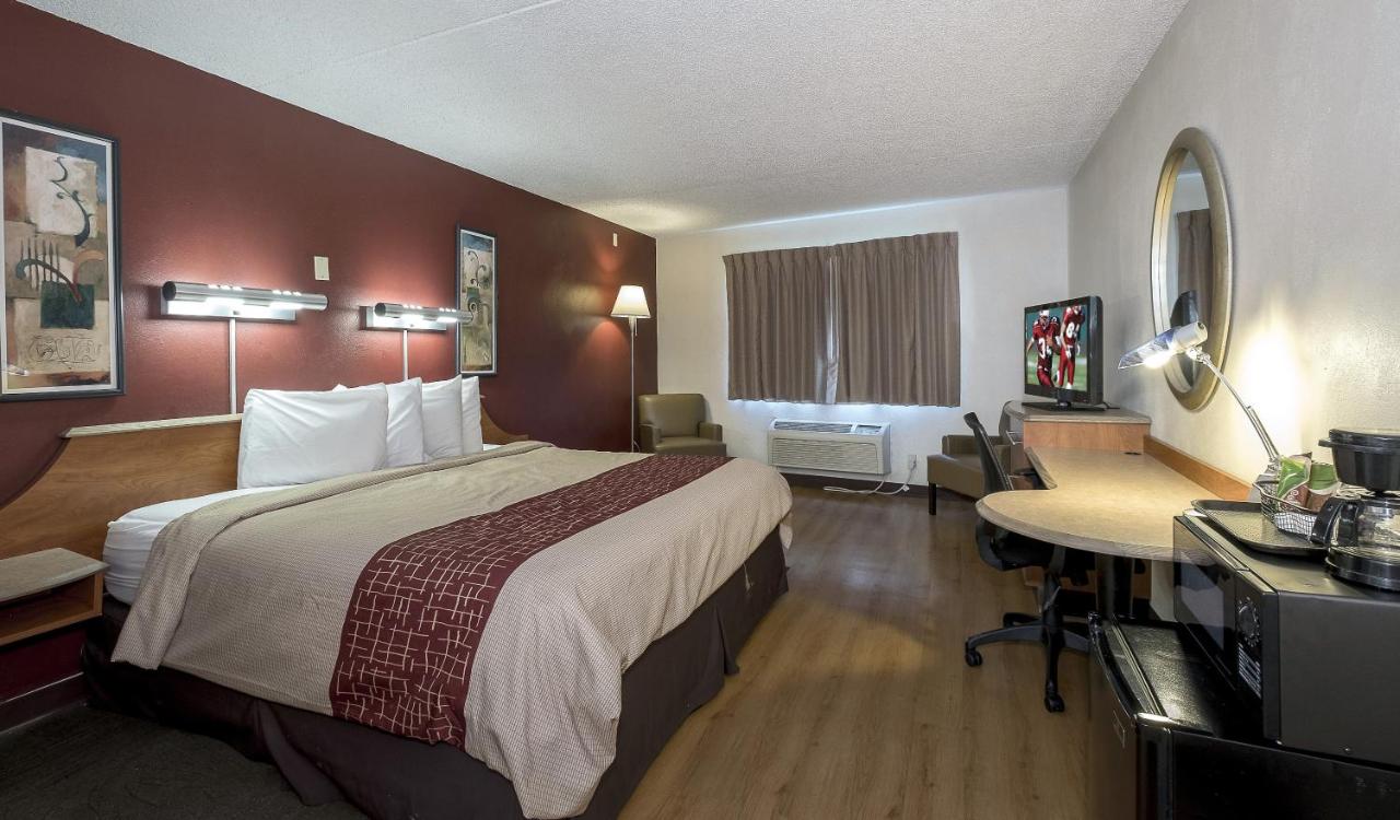 Superior King Room – Disability Access/Non-Smoking